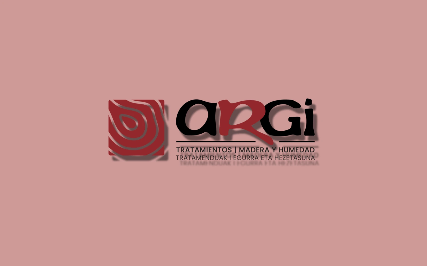 Logotipo del proyecto web de Argi en rojo y negro sobre fondo rosa claro